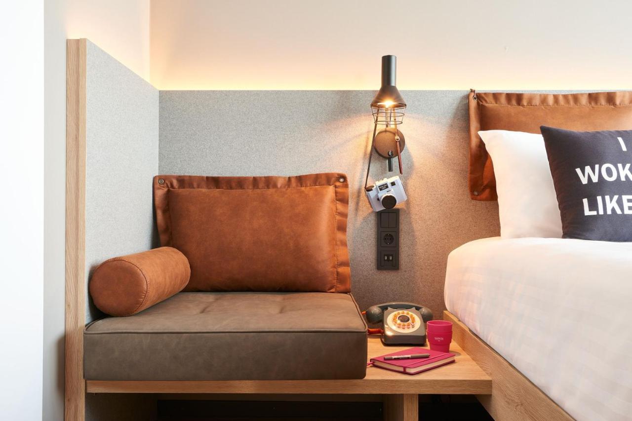 Moxy Amsterdam Schiphol Airport Hotel Hoofddorp Kültér fotó